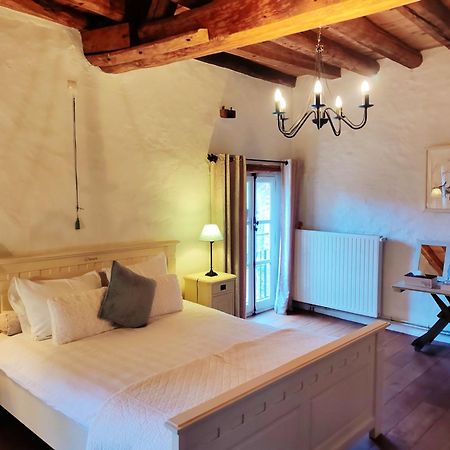 Moulin De Sevoux Bed & Breakfast Maletable Exterior photo